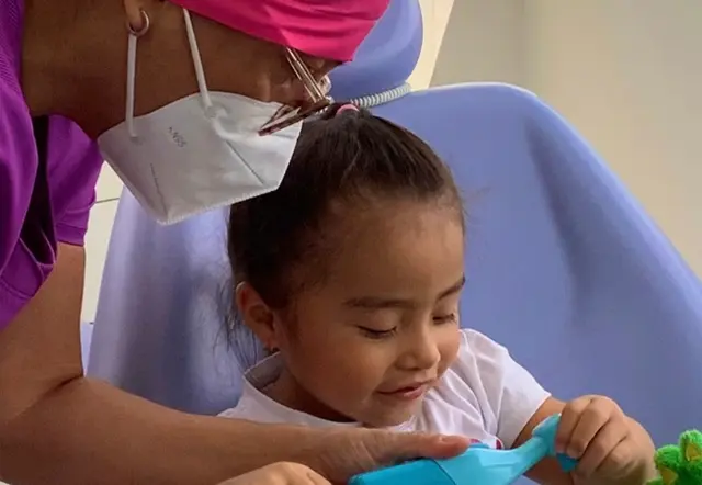 dra karina villatoro dentista de bebes (12)