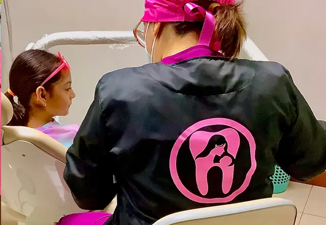 dra karina villatoro dentista de bebes (3)