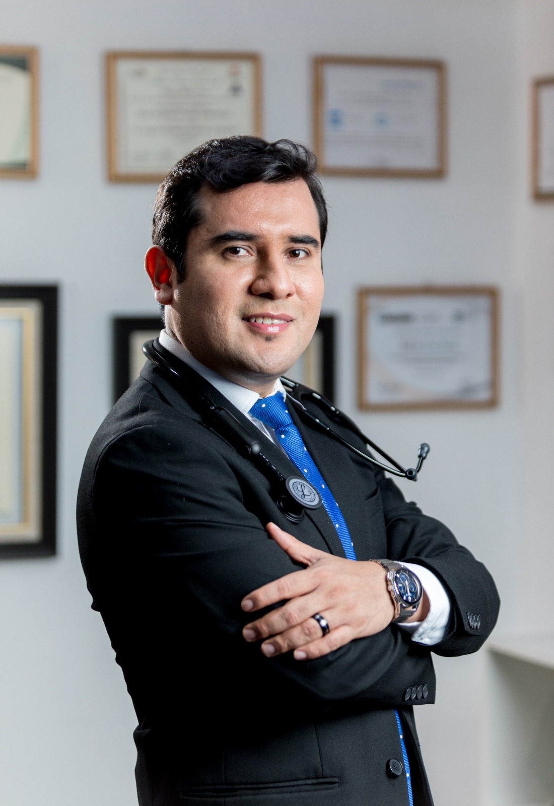 Dr. Raúl de Jesús Pineda Amezquita – Geriatra en Guatemala | Atención Integral del Adulto Mayor Geriatras en Guatemala Guia Medica